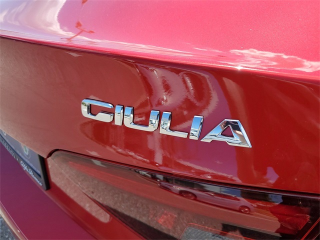 New 2022 Rosso Red Etna Exterior Paint Alfa Romeo Veloce image 6