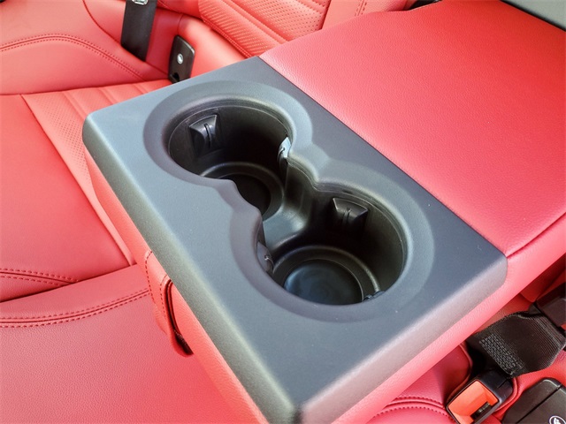 New 2022 Rosso Red Etna Exterior Paint Alfa Romeo Veloce image 11