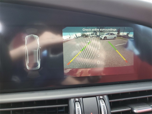 New 2022 Rosso Red Etna Exterior Paint Alfa Romeo Veloce image 23